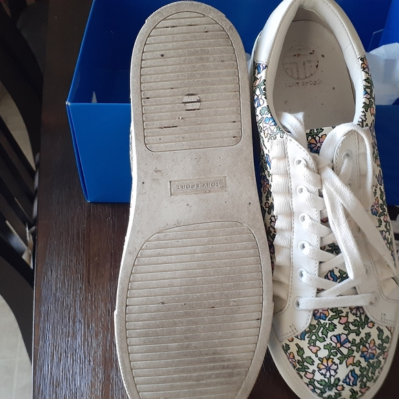 Shoes - Picture 2 of 2